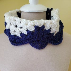 Crochet White Neck Warmer/New